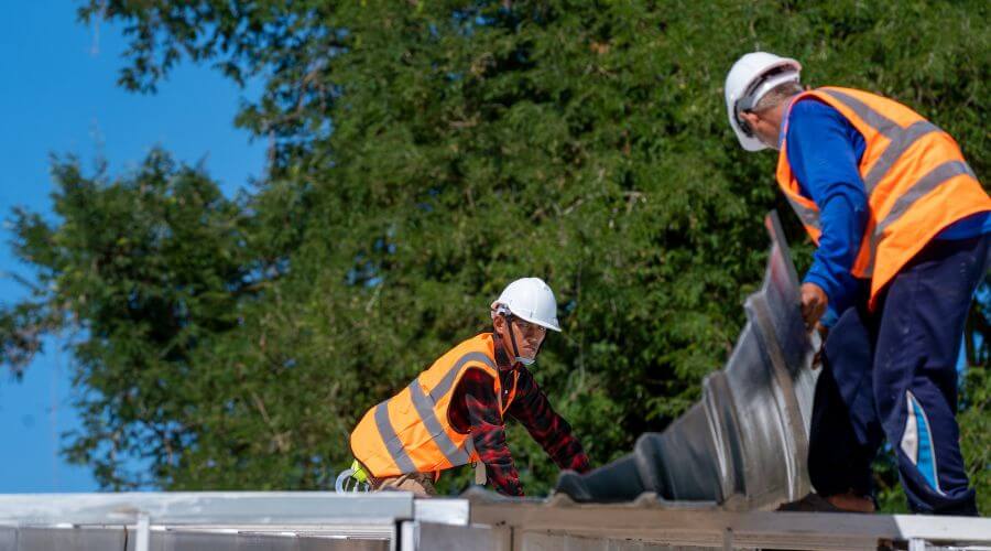 Expert top industrial roofings services in Keene, CA